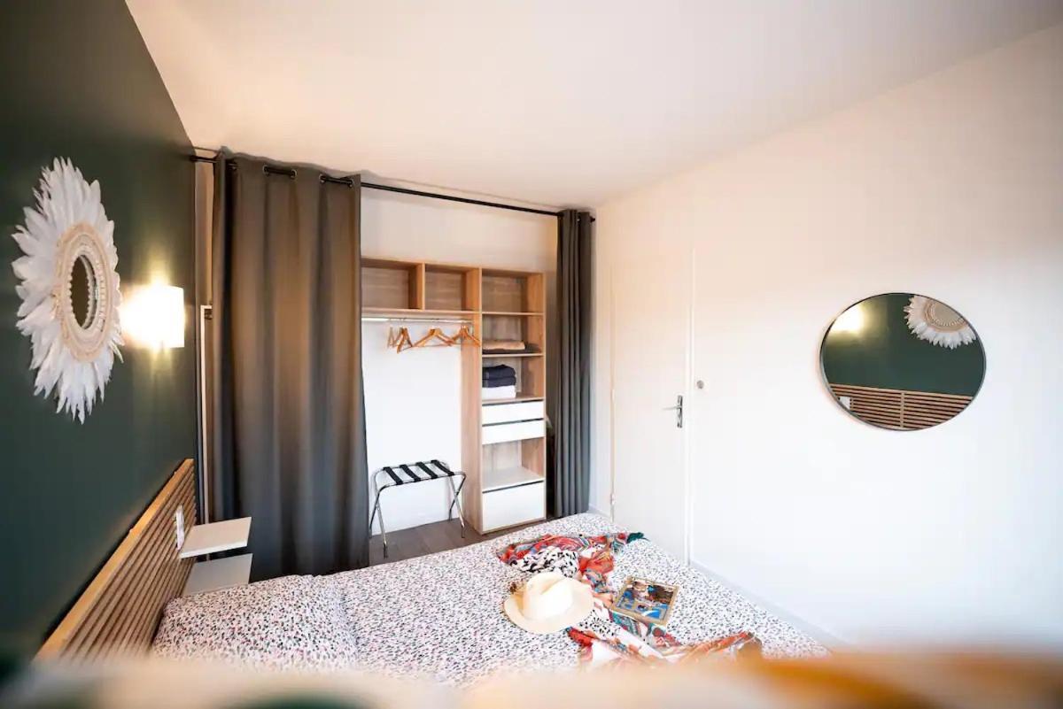 Appartement N2 Centre Village, Clim, Parking Gratuit Aigues-Mortes Exterior photo
